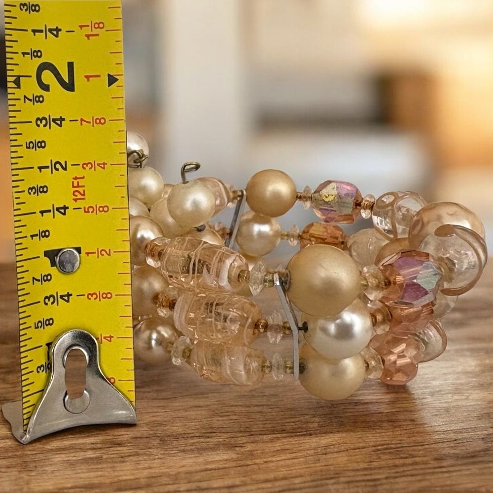 Vintage 1960s Wrap Bracelet Gold Pearl Crystal Beaded Memory Wire - Picture 3 of 3